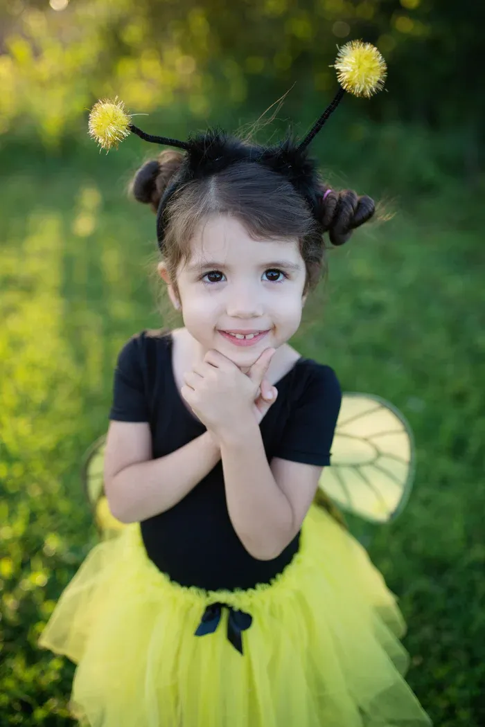 Great Pretenders Glitter Bumble Bee Set