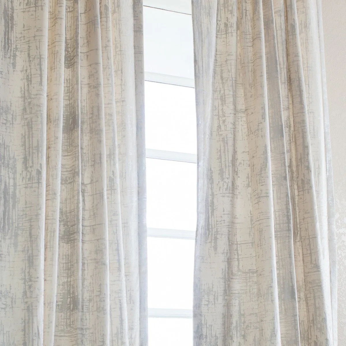 Lili Alessandra Moderne Velvet Curtain Panel