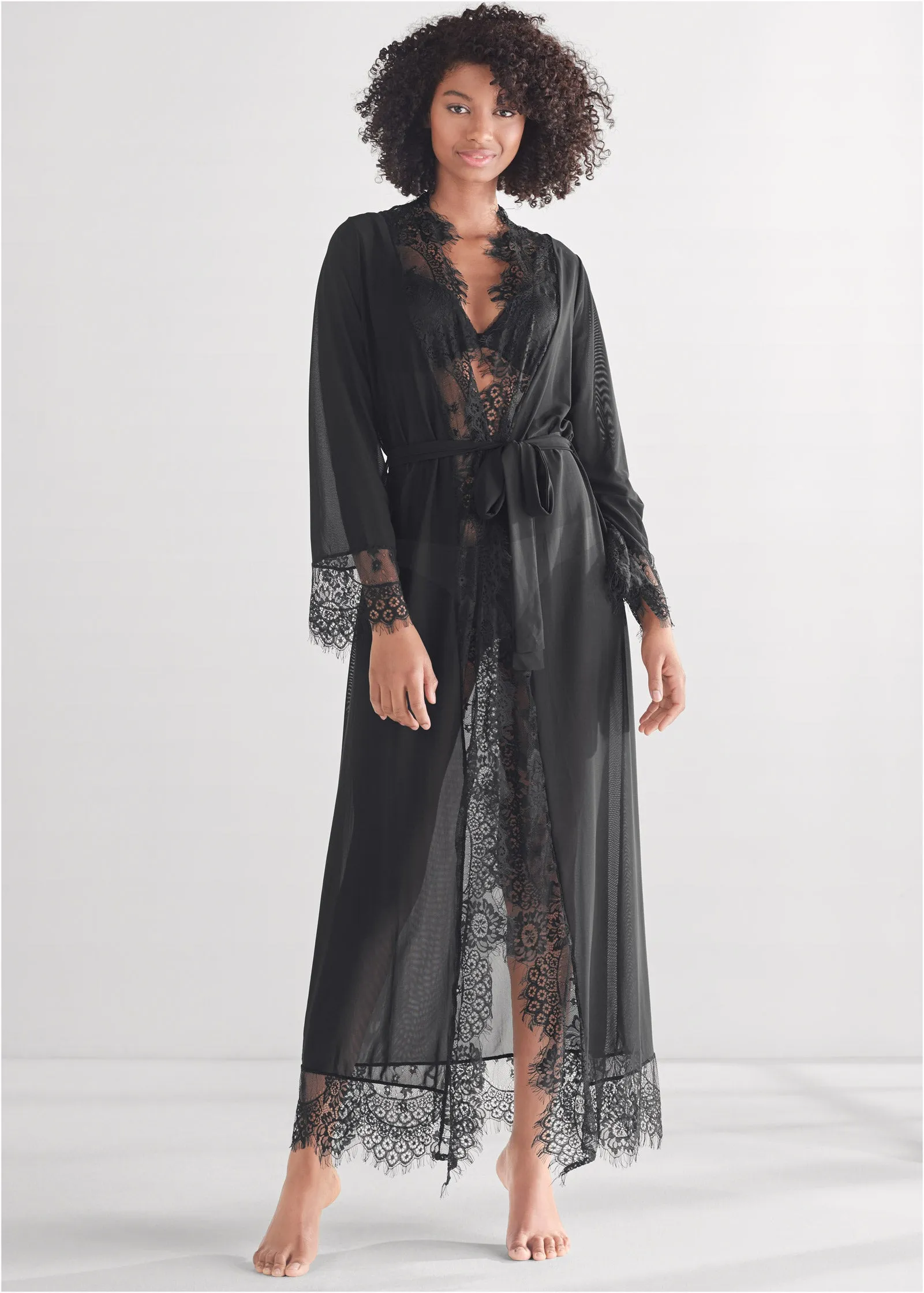 Long Sleeved Maxi Robe - Black