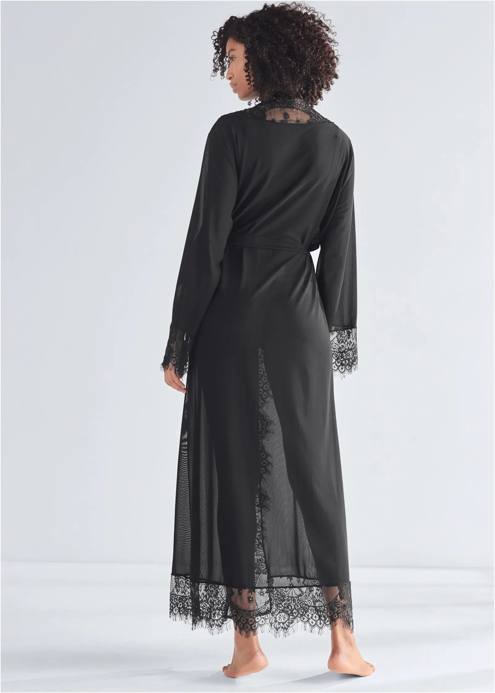 Long Sleeved Maxi Robe - Black