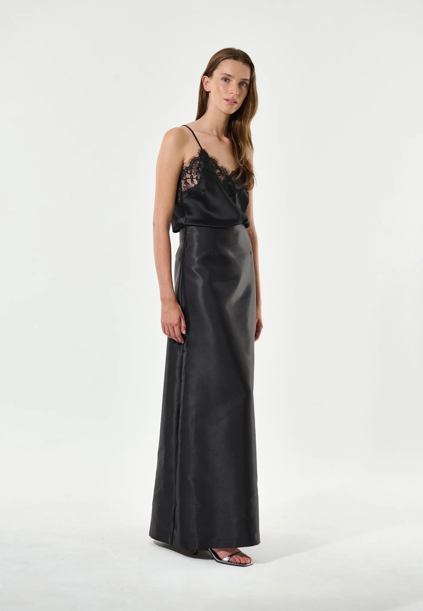 VerinaDEA-Black